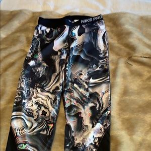 Nike cropped leggings